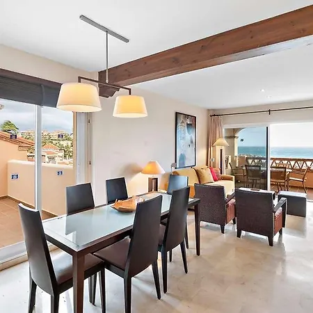 Hotel Wyndham Grand Costa Del Sol 5*