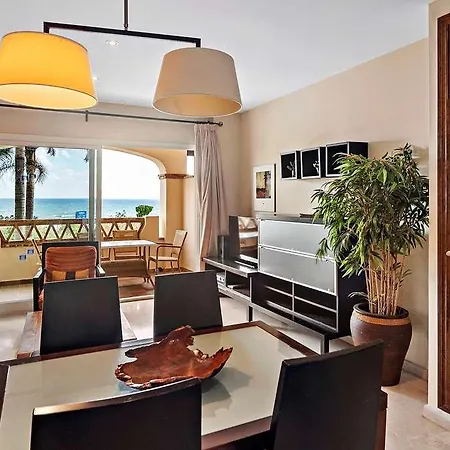 Wyndham Grand Costa Del Sol Hotel El Faro
