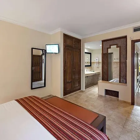 Wyndham Grand Costa Del Sol 5*